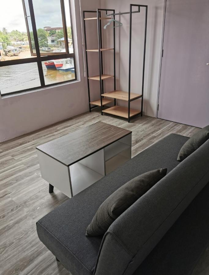 Mersingfirstfloor丰盛港二楼民宿 Dış mekan fotoğraf